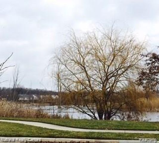 44900 Revere, Novi, MI 48377