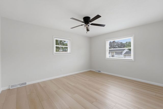 6511 Kelling Street, Davenport, IA 52806
