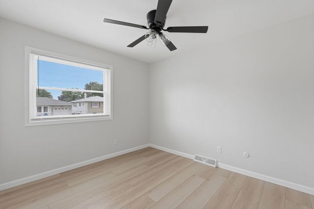 6511 Kelling Street, Davenport, IA 52806