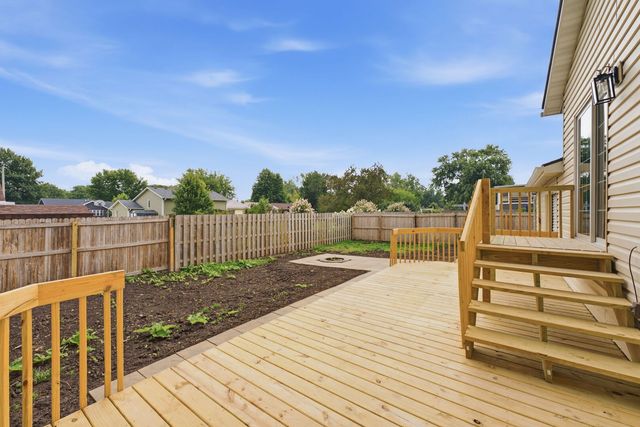 6511 Kelling Street, Davenport, IA 52806