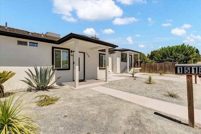 1518 W Grove Avenue, Visalia, CA 93291