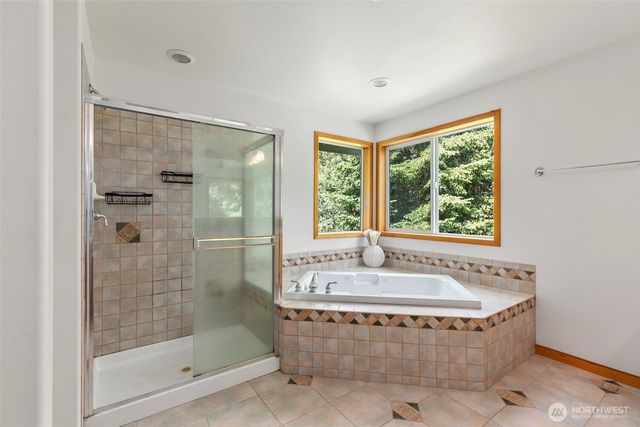 19144 Clear Creek Road NW, Poulsbo, WA 98370