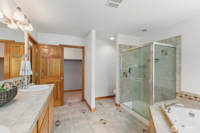 19144 Clear Creek Road NW, Poulsbo, WA 98370