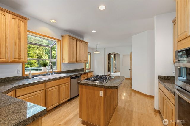 19144 Clear Creek Road NW, Poulsbo, WA 98370