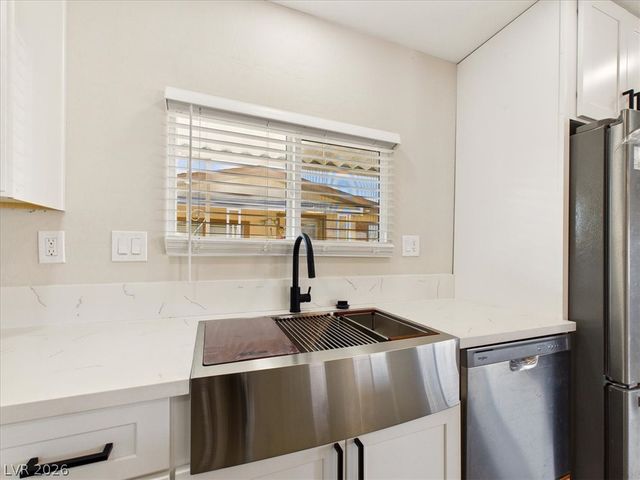 31 Vegas Valley Drive, Pahrump, NV 89048