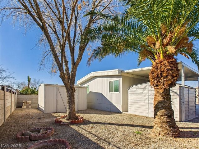 31 Vegas Valley Drive, Pahrump, NV 89048
