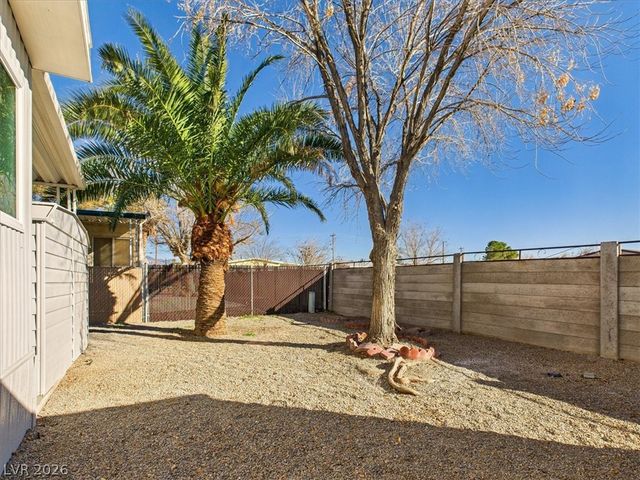 31 Vegas Valley Drive, Pahrump, NV 89048