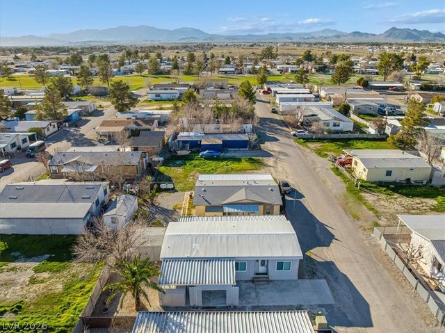 31 Vegas Valley Drive, Pahrump, NV 89048
