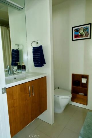 2848 Buzz Court, Los Angeles, CA 90039