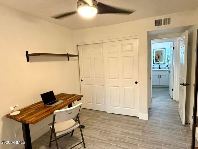 8649 E ROYAL PALM Road 222, Scottsdale, AZ 85258