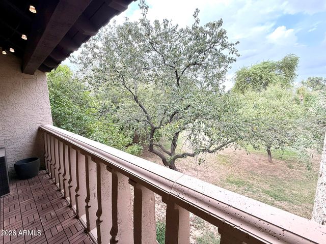 8649 E ROYAL PALM Road 222, Scottsdale, AZ 85258