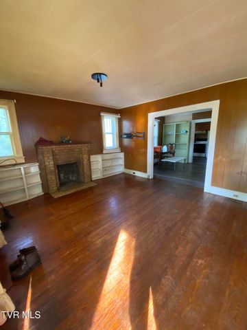 4228 Sullivan Gardens Drive, Kingsport, TN 37660