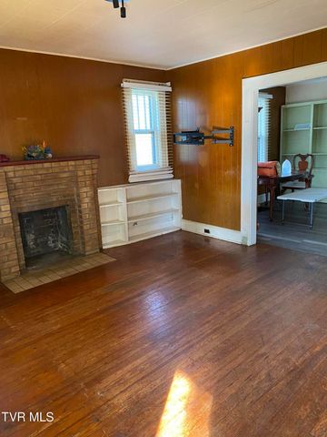 4228 Sullivan Gardens Drive, Kingsport, TN 37660