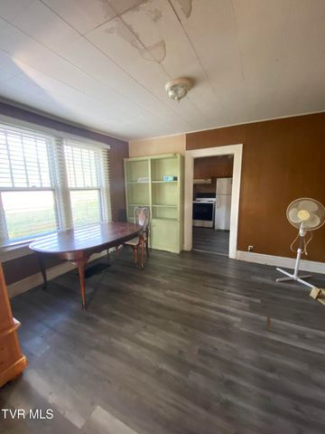 4228 Sullivan Gardens Drive, Kingsport, TN 37660