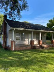 4228 Sullivan Gardens Drive, Kingsport, TN 37660