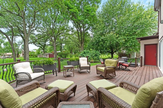 7613 49th Avenue N, New Hope, MN 55428