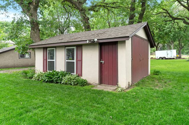 7613 49th Avenue N, New Hope, MN 55428