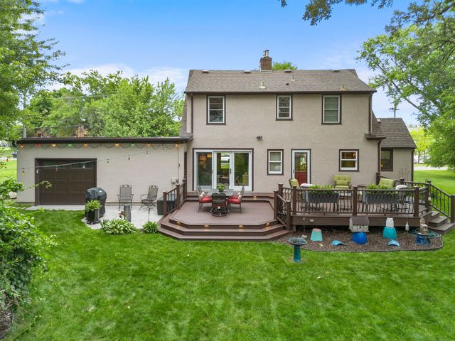 7613 49th Avenue N, New Hope, MN 55428