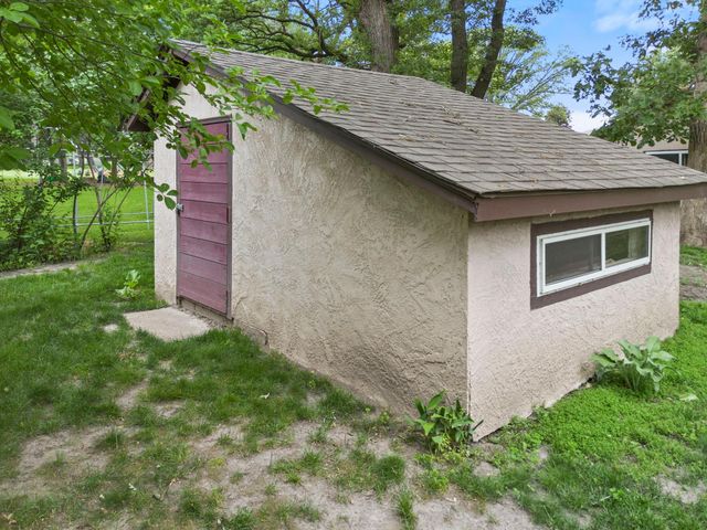 7613 49th Avenue N, New Hope, MN 55428