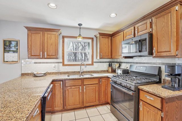 4318 Beilfuss Drive, Madison, WI 53704