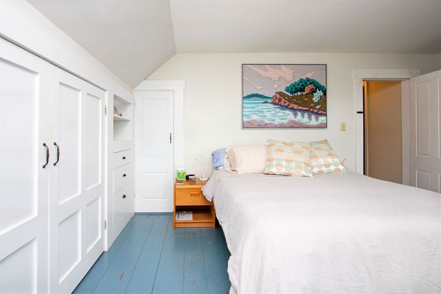 282 South Main Street, Peacham, VT 05862