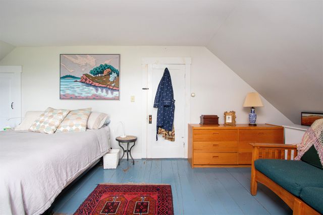 282 South Main Street, Peacham, VT 05862