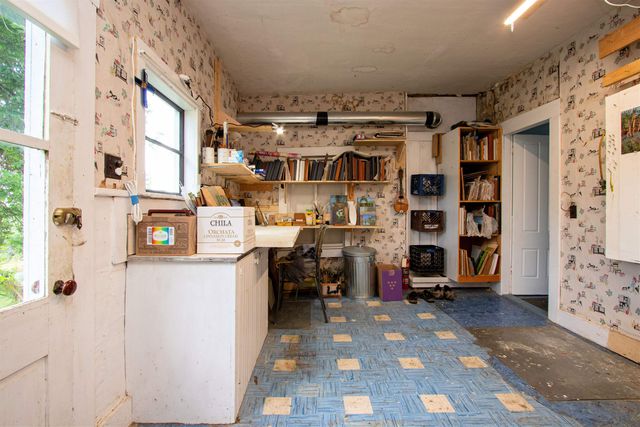 282 South Main Street, Peacham, VT 05862