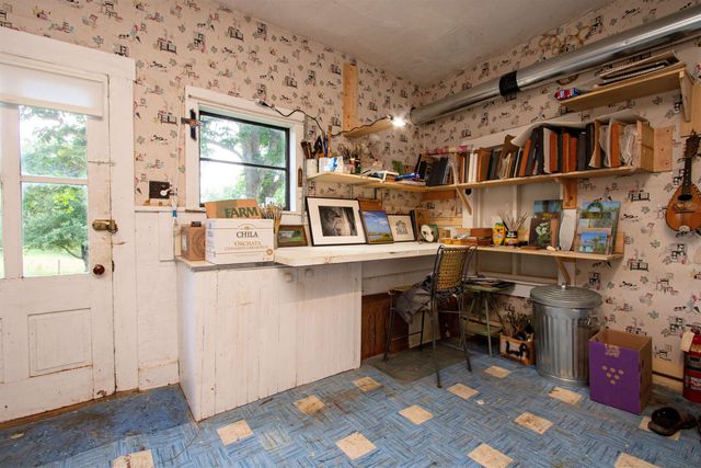 282 South Main Street, Peacham, VT 05862