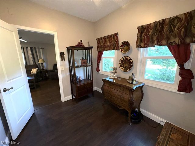 12096 Baumhart Road, Amherst, OH 44001