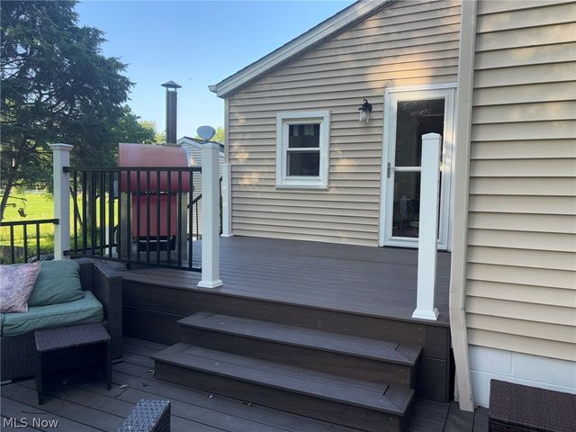 12096 Baumhart Road, Amherst, OH 44001