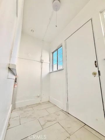 2411 Griffith Avenue, Los Angeles, CA 90011