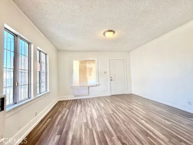 2411 Griffith Avenue, Los Angeles, CA 90011