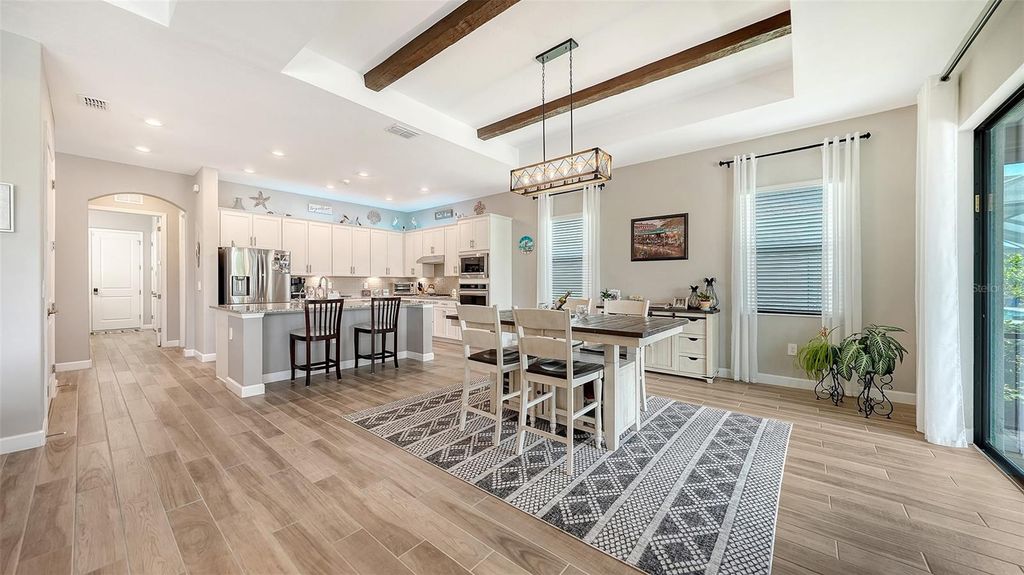 Image 13 of property listing at 4915 SPARKLING SEA LANE, Bradenton, FL 34211