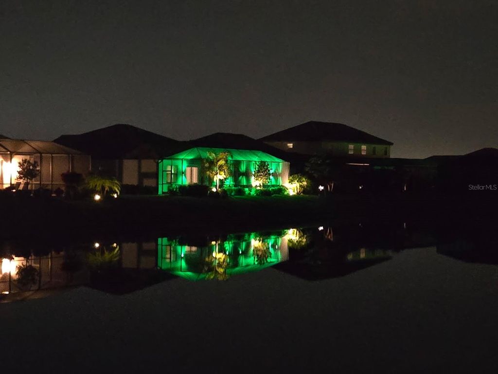 Image 38 of property listing at 4915 SPARKLING SEA LANE, Bradenton, FL 34211