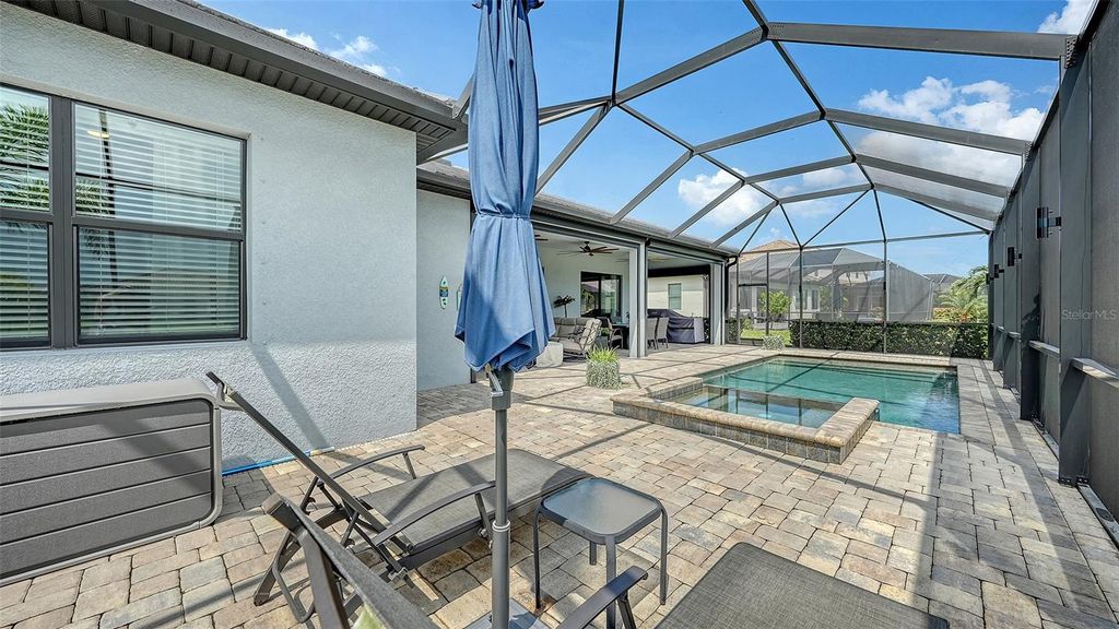 Image 44 of property listing at 4915 SPARKLING SEA LANE, Bradenton, FL 34211