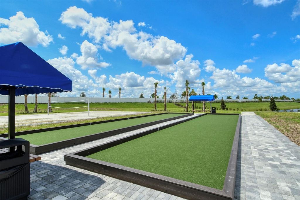 Image 79 of property listing at 4915 SPARKLING SEA LANE, Bradenton, FL 34211