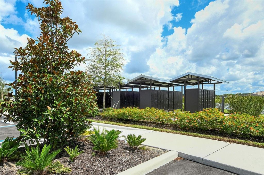 Image 82 of property listing at 4915 SPARKLING SEA LANE, Bradenton, FL 34211
