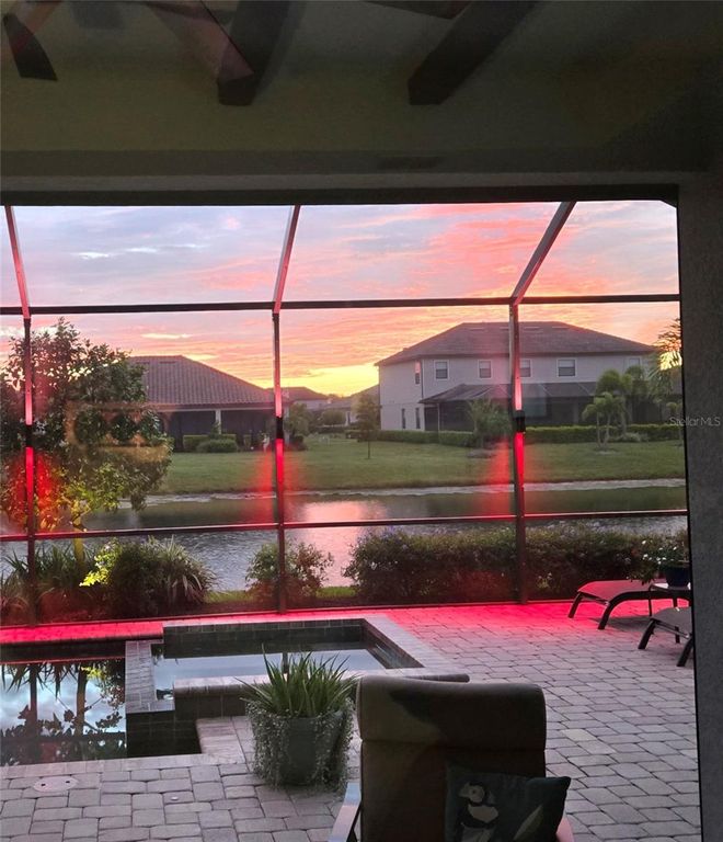 Image 85 of property listing at 4915 SPARKLING SEA LANE, Bradenton, FL 34211