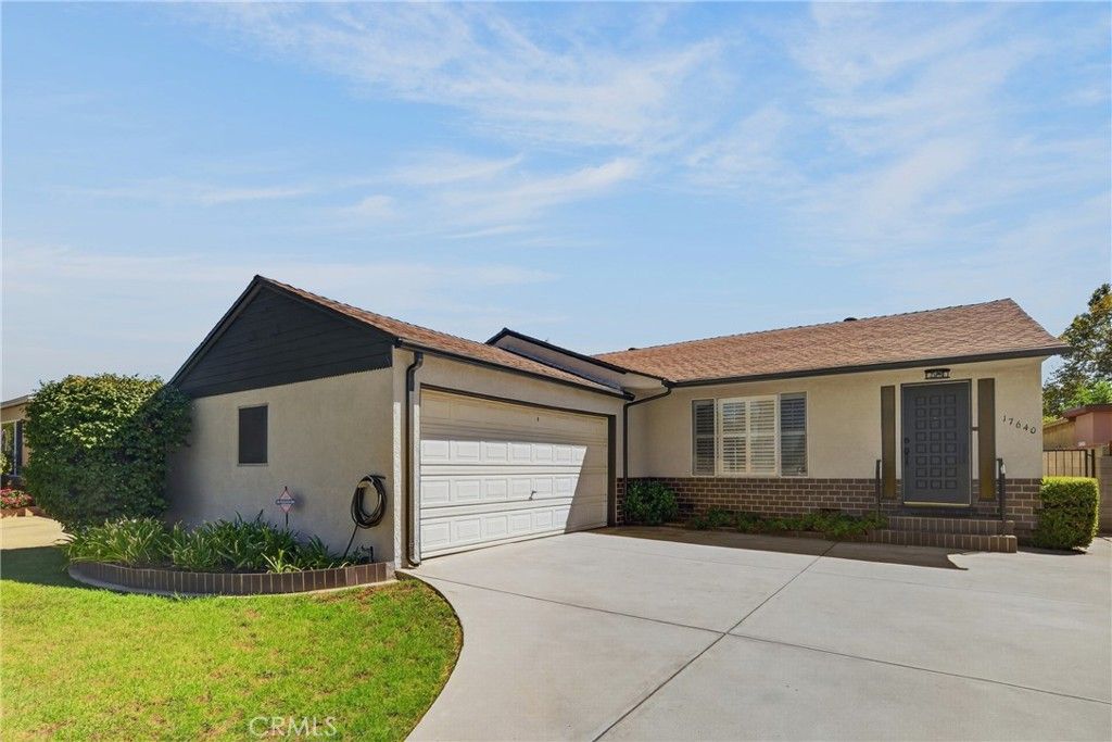 17640 Kittridge Street, Lake Balboa, CA 91406 — photo 2