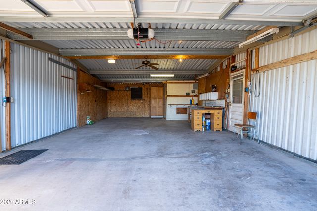 18870 E Mechling Drive, Black Canyon City, AZ 85324