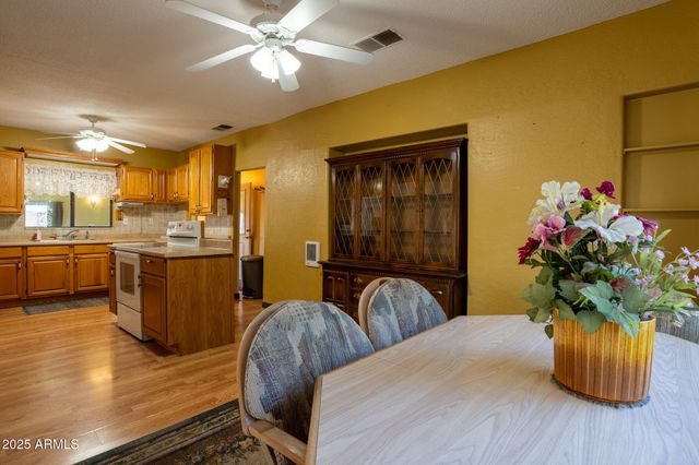 18870 E Mechling Drive, Black Canyon City, AZ 85324