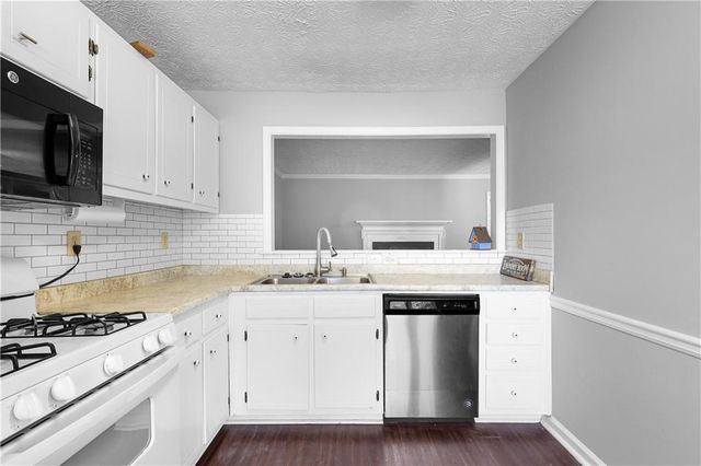 1887 Mcelvaney Lane, Lawrenceville, GA 30044
