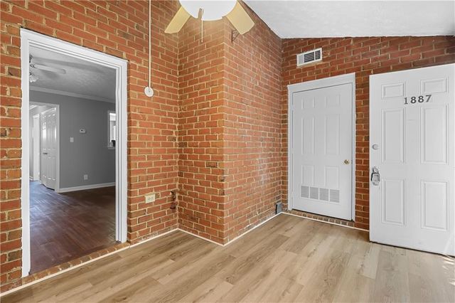 1887 Mcelvaney Lane, Lawrenceville, GA 30044