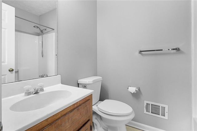 1887 Mcelvaney Lane, Lawrenceville, GA 30044