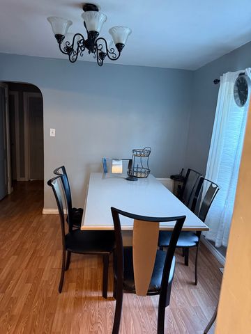 244 S Mason Street, Bensenville, IL 60106