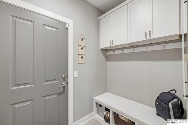 6833 Wildrye Road, Lincoln, NE 68521