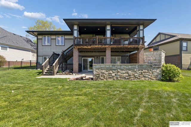 6833 Wildrye Road, Lincoln, NE 68521