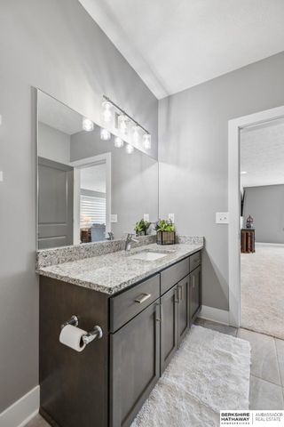 6833 Wildrye Road, Lincoln, NE 68521