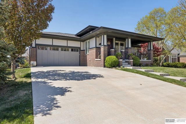 6833 Wildrye Road, Lincoln, NE 68521