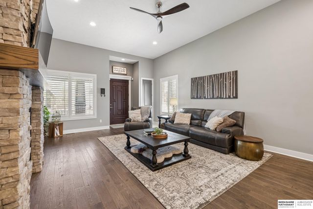 6833 Wildrye Road, Lincoln, NE 68521